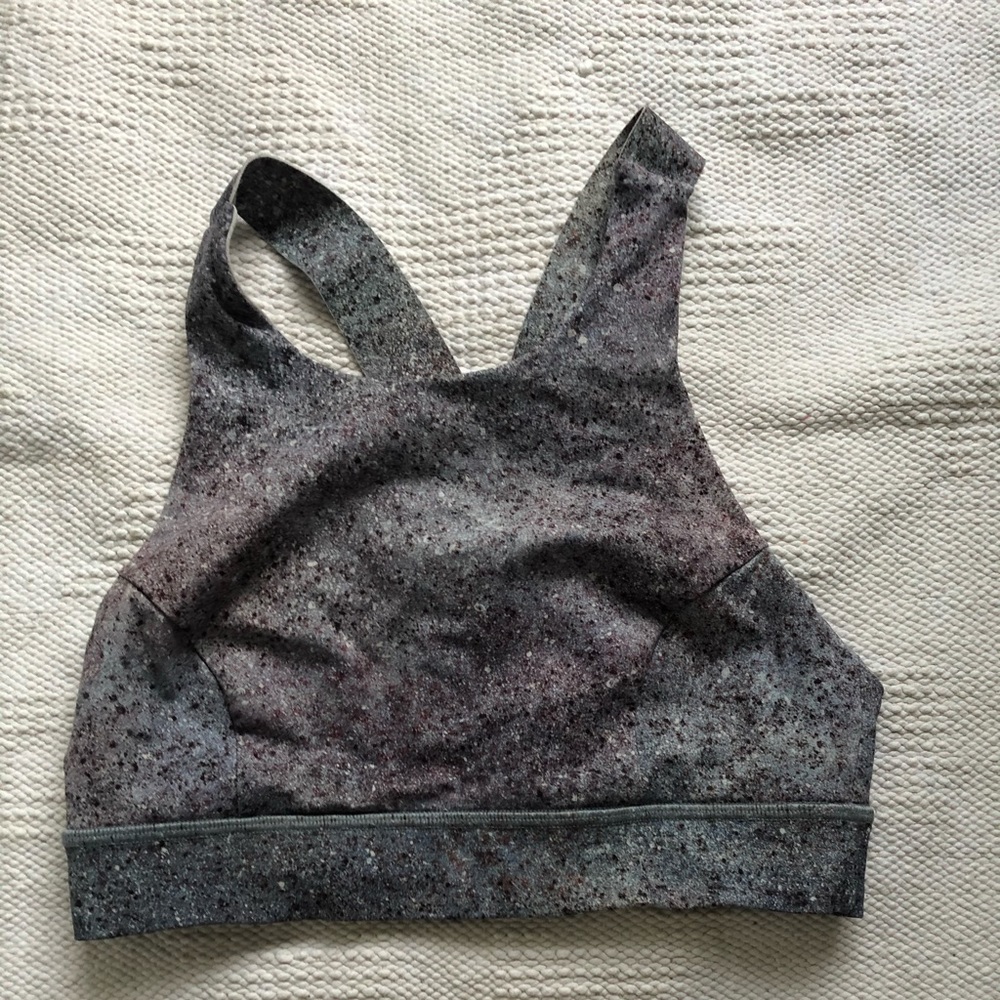 Lululemon invigorate bra